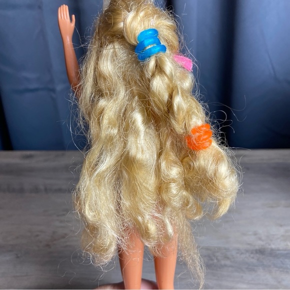 A Vintage 1989 Wet 'n Wild Barbie Doll, Blonde Hair, Blue Eyes - Picture 7 of 10